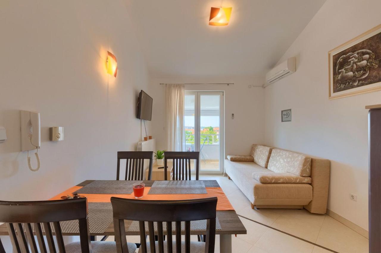 פאז'אנה Apartments Boris מראה חיצוני תמונה