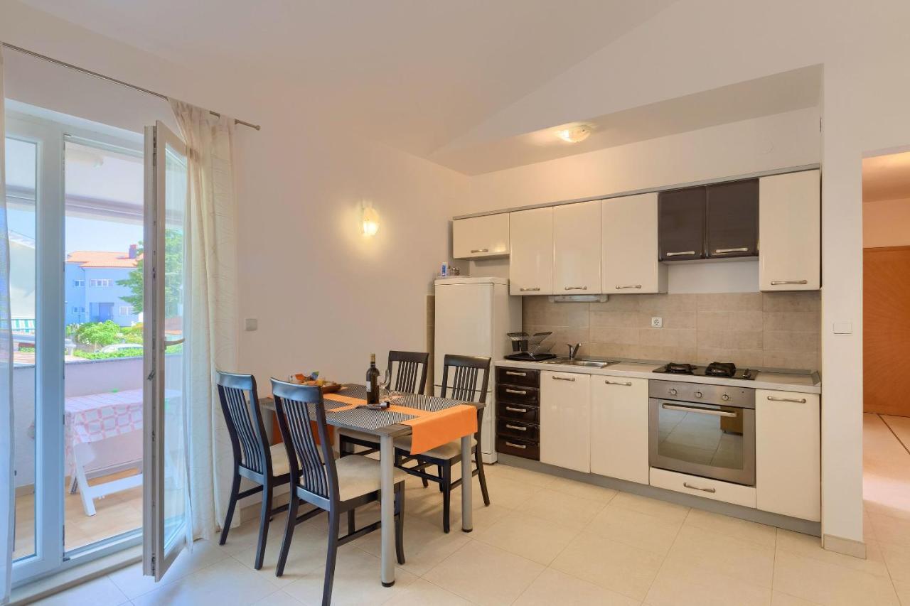פאז'אנה Apartments Boris מראה חיצוני תמונה