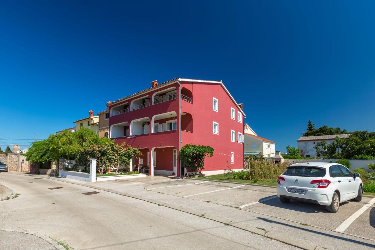 פאז'אנה Apartments Boris מראה חיצוני תמונה